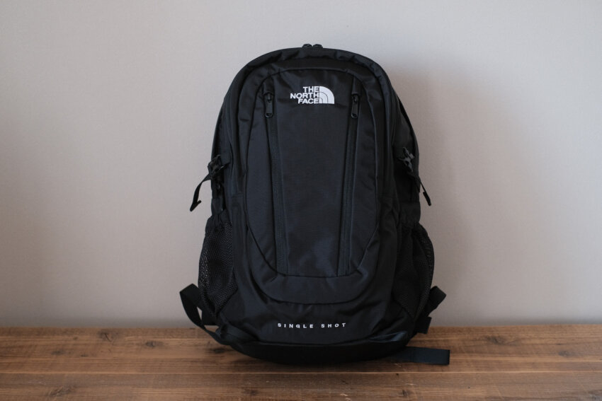 ノースフェイスシングルショットの正面