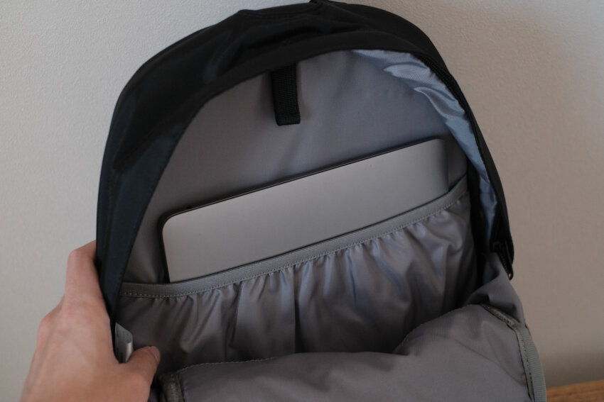 ノースフェイスシングルショットのスリーブ