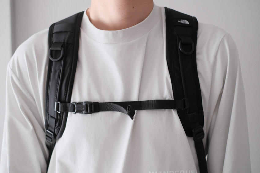 ノースフェイスミニショットのチェストストラップ