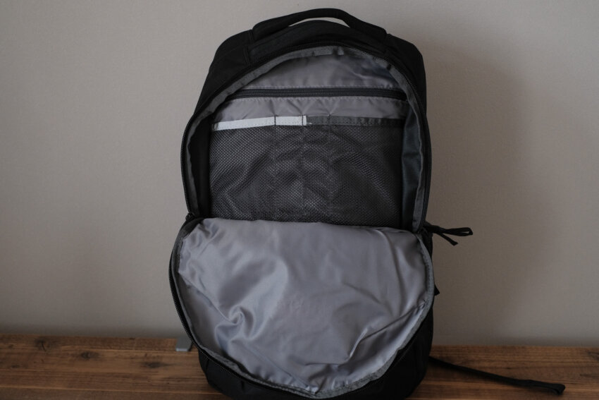 ノースフェイスヴォルトのサブコンパートメント