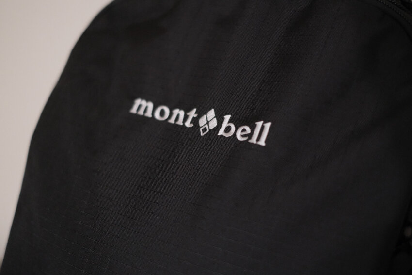 モンベルアウルパックの素材